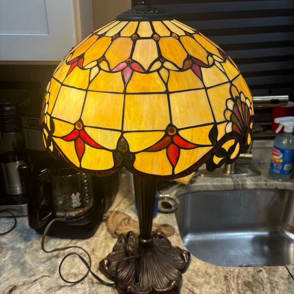 Stained Glass Table Lamp with Yellow and Red Accents